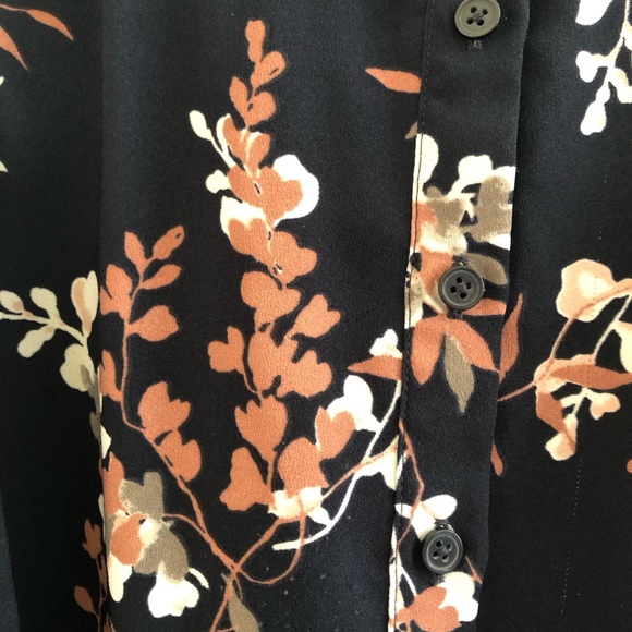 Loft dress - Picture 2 of 2